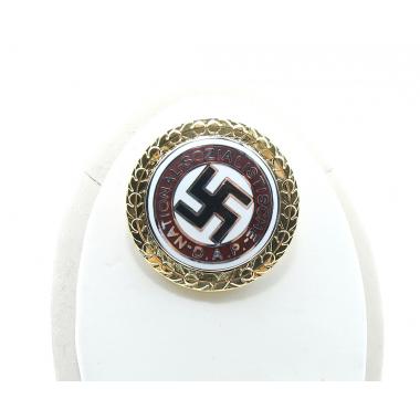 Nazi Party Badge in Gold-Large Version（Locking Pin）