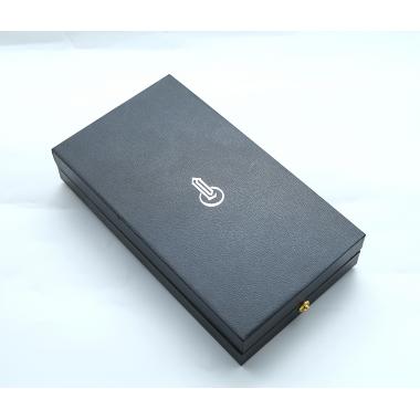 Knight's Cross Case