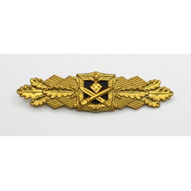 Close Combat Clasp in Gold
