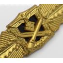 Close Combat Clasp in Gold